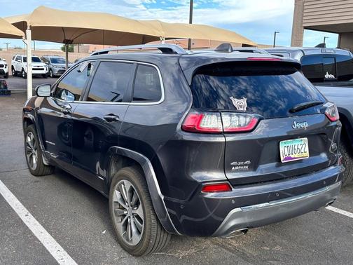 2019 Jeep Cherokee Overland