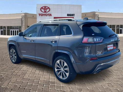 2019 Jeep Cherokee Overland