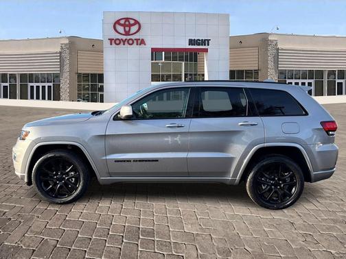 2021 Jeep Grand Cherokee Laredo