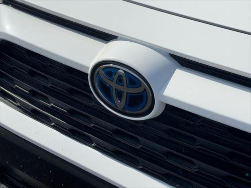 2019 Toyota RAV4 Hybrid XLE