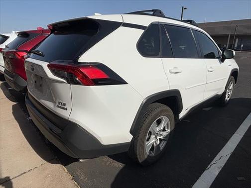2019 Toyota RAV4 Hybrid XLE