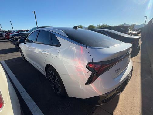 2025 Kia K5 EX