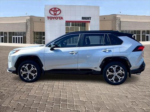 2025 Toyota RAV4 Hybrid SE