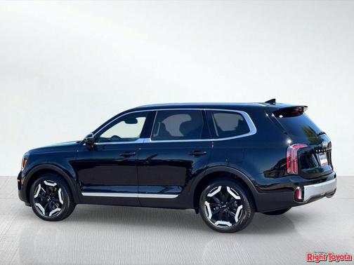 Ebony Black 2024 Kia Telluride EX