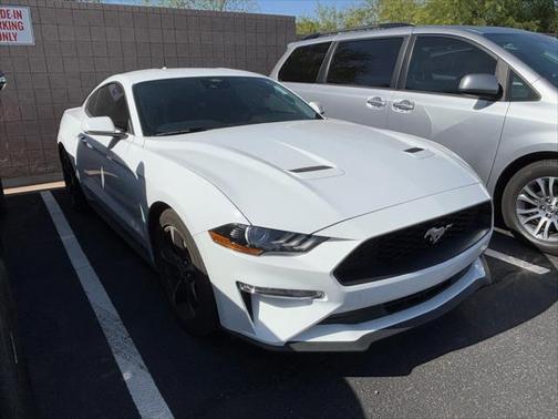 2022 Ford Mustang EcoBoost