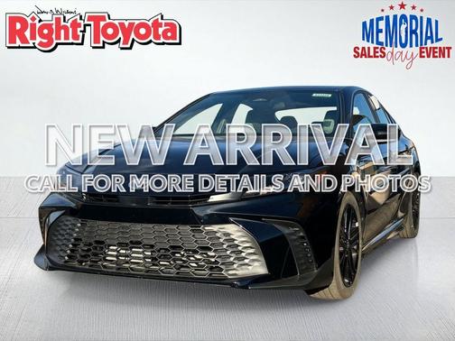 Midnight Black Metallic 2026 Toyota Camry SE