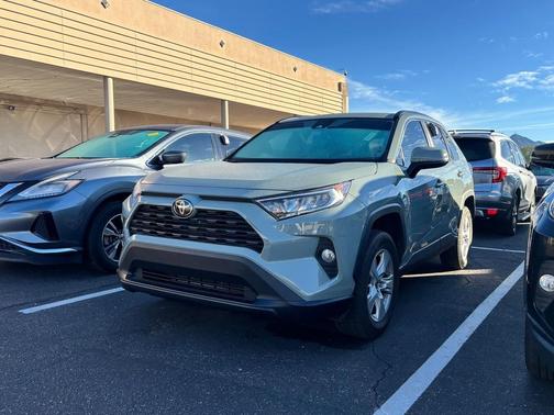 2021 Toyota RAV4 XLE