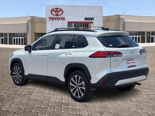 2025 Toyota Corolla Cross XLE