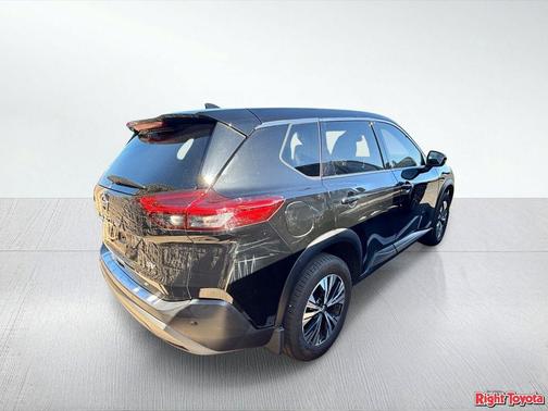 Super Black 2021 Nissan Rogue SV