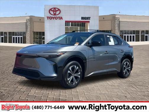 2025 Toyota bZ4X XLE