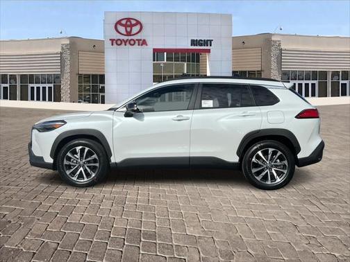2025 Toyota Corolla Cross XLE