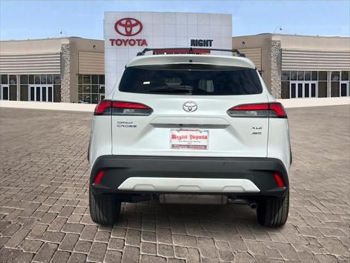 2025 Toyota Corolla Cross XLE