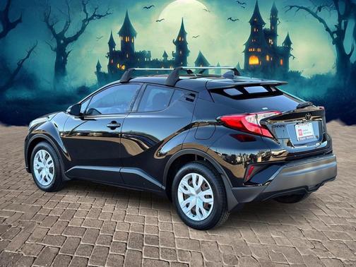 2021 Toyota C-HR LE