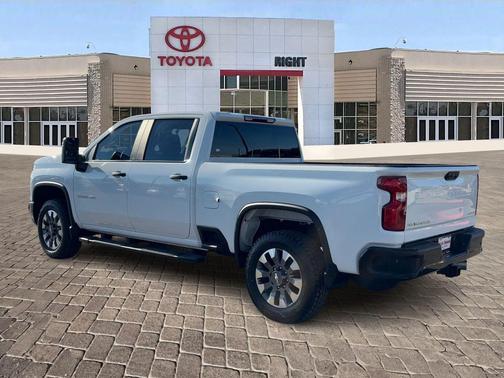 2024 Chevrolet Silverado 2500 Custom