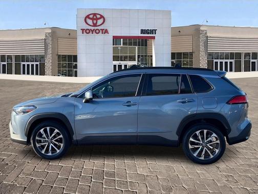 2023 Toyota Corolla Cross XLE