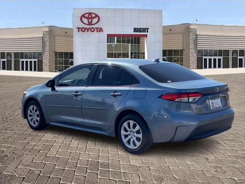 2024 Toyota Corolla Hybrid LE