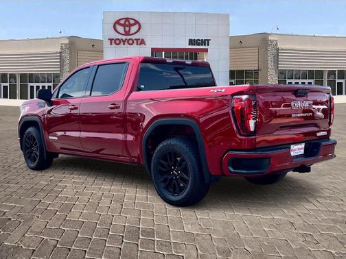2023 GMC Sierra 1500 Elevation