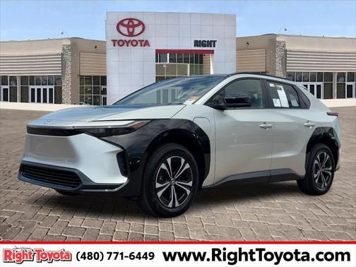 2025 Toyota bZ4X XLE