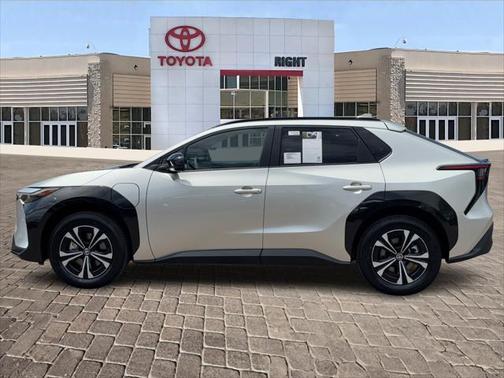 2025 Toyota bZ4X XLE