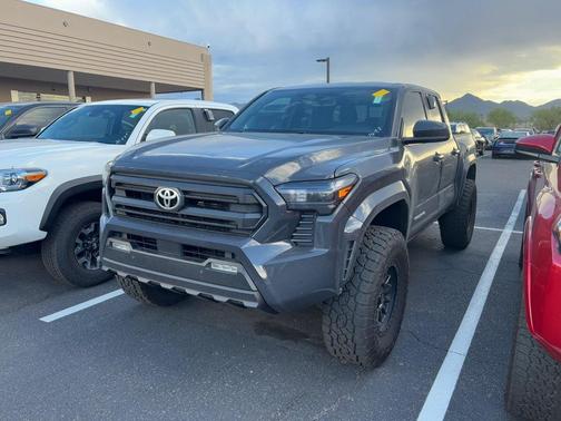 2025 Toyota Tacoma SR5