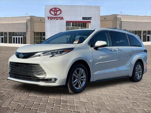 2022 Toyota Sienna Platinum 7 Passenger