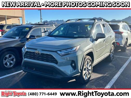 2023 Toyota RAV4 XLE Premium