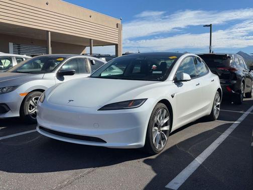 2025 Tesla Model 3 Long Range