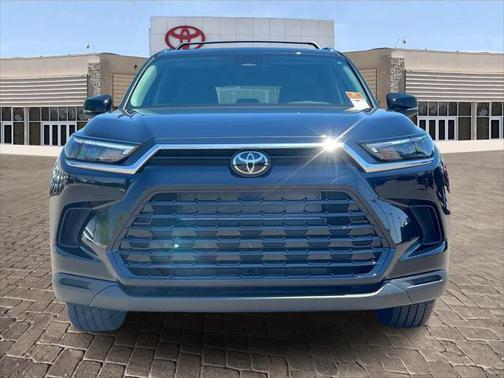 2025 Toyota Grand Highlander Hybrid XLE