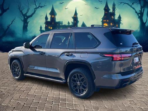 2024 Toyota Sequoia Platinum