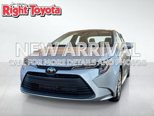 Classic Silver Metallic 2026 Toyota Corolla LE