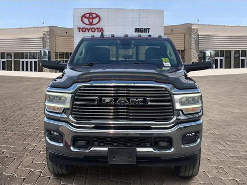 2022 RAM 2500 Laramie Crew Cab 4x4 6'4' Box