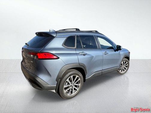 Celestite 2023 Toyota Corolla Cross XLE
