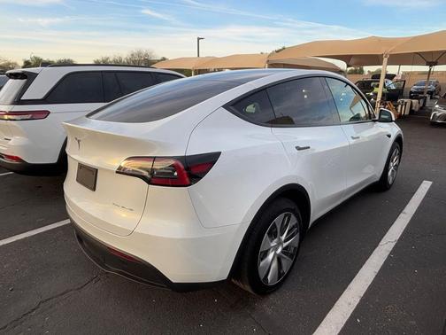 2023 Tesla Model Y Long Range Dual Motor All-Wheel Drive