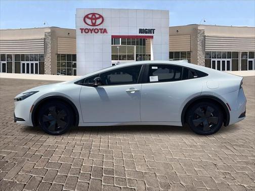 2025 Toyota Prius L