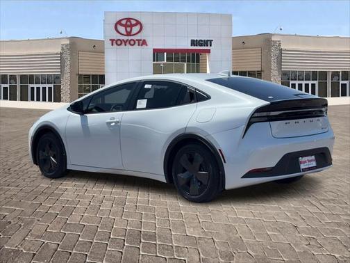 2025 Toyota Prius L