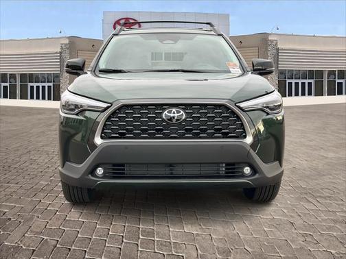 2025 Toyota Corolla Cross XLE