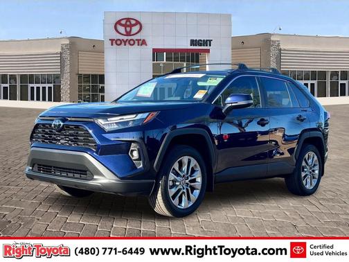 2025 Toyota RAV4 XLE Premium