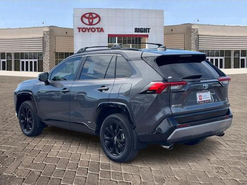 2024 Toyota RAV4 Hybrid SE