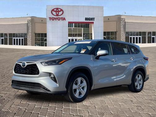 2025 Toyota Highlander LE