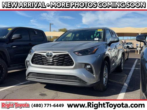 2025 Toyota Highlander LE