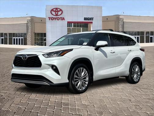 2023 Toyota Highlander Platinum