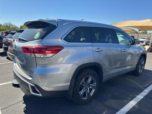 2019 Toyota Highlander Limited Platinum
