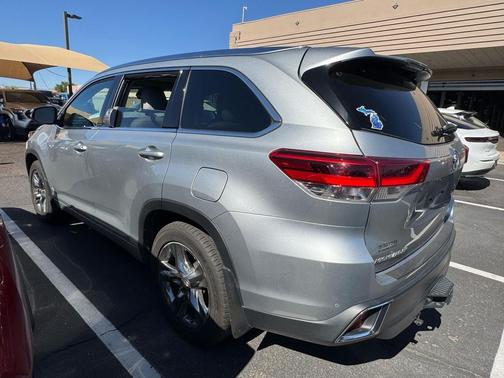 2019 Toyota Highlander Limited Platinum