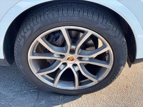 2020 Porsche Cayenne Base