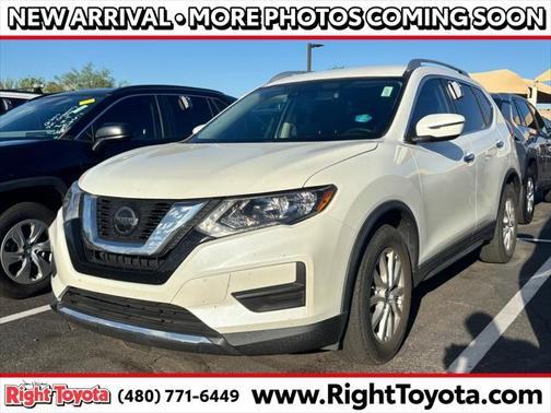 2020 Nissan Rogue SV
