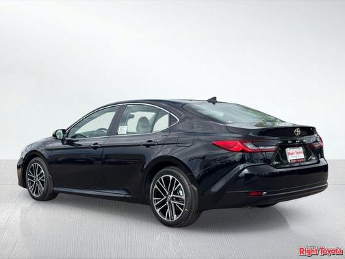 018 2026 Toyota Camry XLE