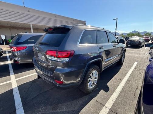 2021 Jeep Grand Cherokee Laredo
