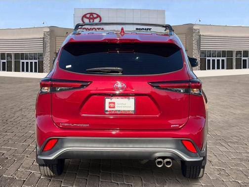2024 Toyota Highlander XSE