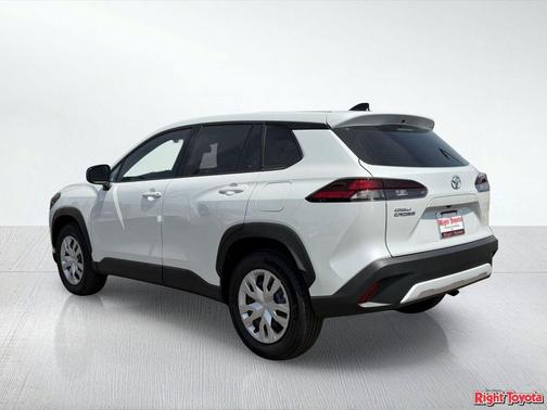 Wind Chill Pearl 2026 Toyota Corolla Cross L