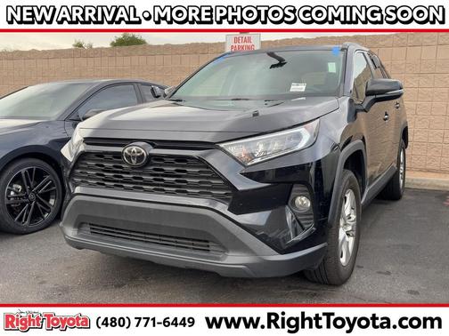 2020 Toyota RAV4 XLE